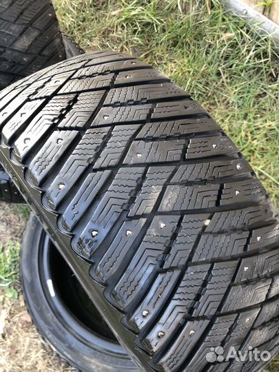 Goodyear Ultragrip Ice Arctic 225/45 R17