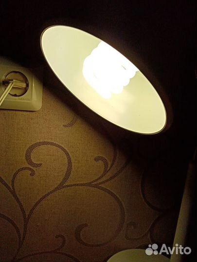 Лампа настольная