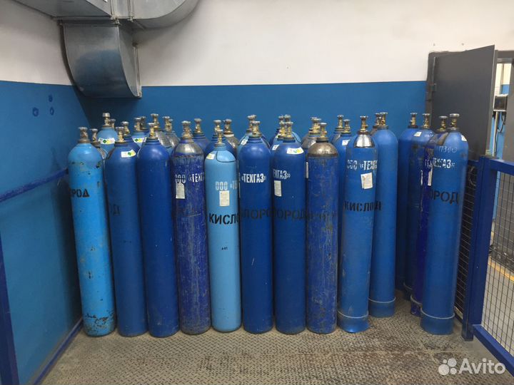 Кислород в баллонах