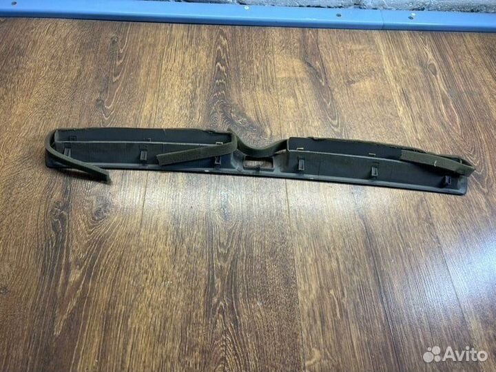 Решетка под лобовое стекло Vortex Estina седан 1