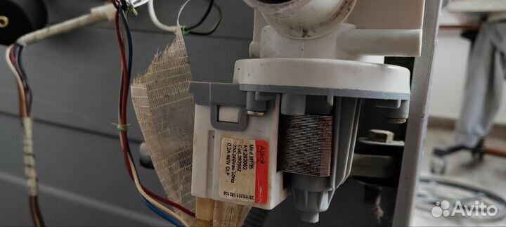 Запчасть для стиральной машины от Самсунга