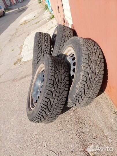 Kormoran Stud 2 205/55 R16 94T