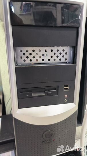 Системник intel E6550/4Gb/SSD 120Gb/R 250 1Gb