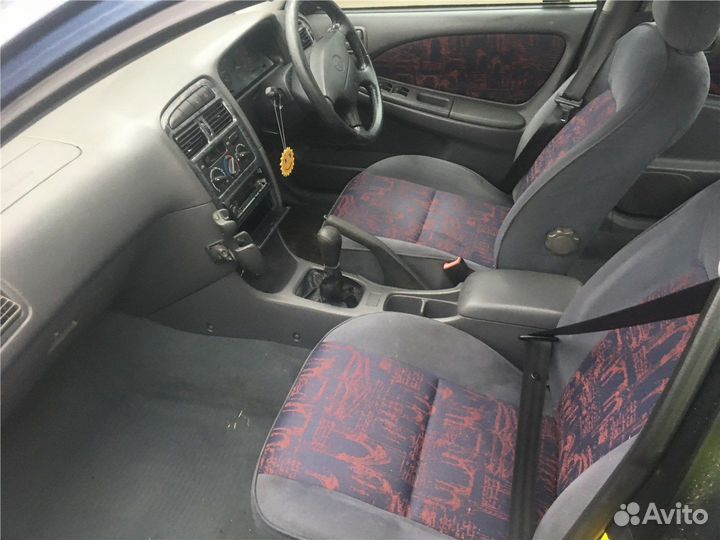 Разбор на запчасти Toyota Avensis 1