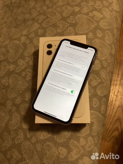 iPhone 11, 64 ГБ