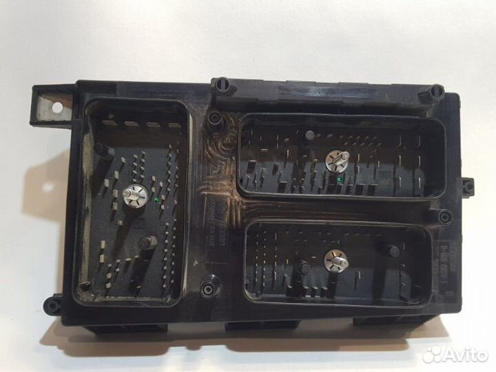 Блок предохранителей Opel Astra H