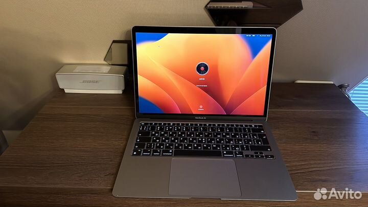 Macbook air 13 M1 2020 8 256gb silver new с чехлом