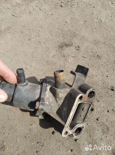 Корпус термостата рено логан ларгус