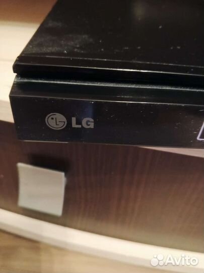 Blu-ray-плеер LG BP620