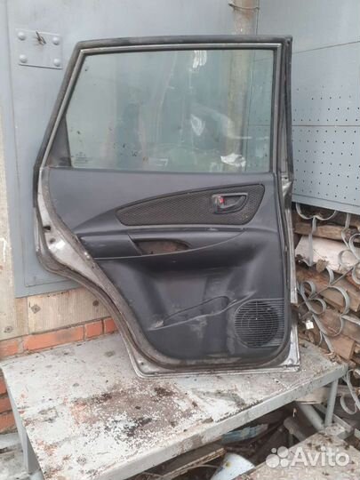 Задняя левая дверь Hyundai Tucson 1