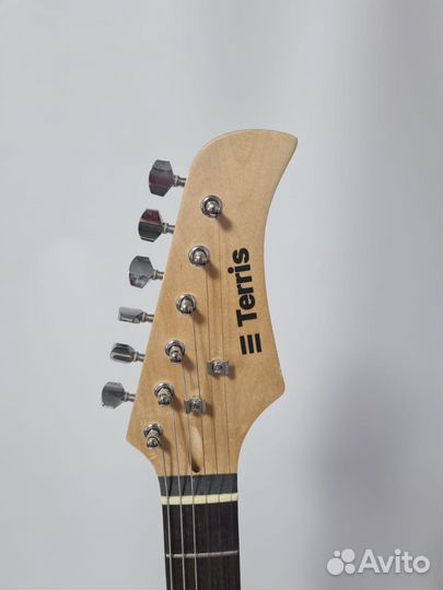 Набор Электрогитара + комбик полный комплект новое