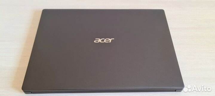 Игровой Acer FullHD/Ryzen 3/8gb/256SSD/Vega 3