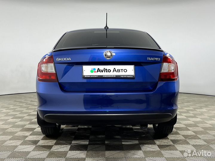 Skoda Rapid 1.6 AT, 2018, 70 010 км