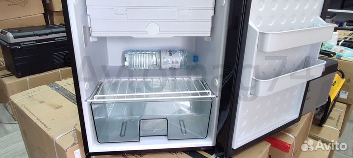 Автохолодильник встраиваемый двухкамерный 65 л
