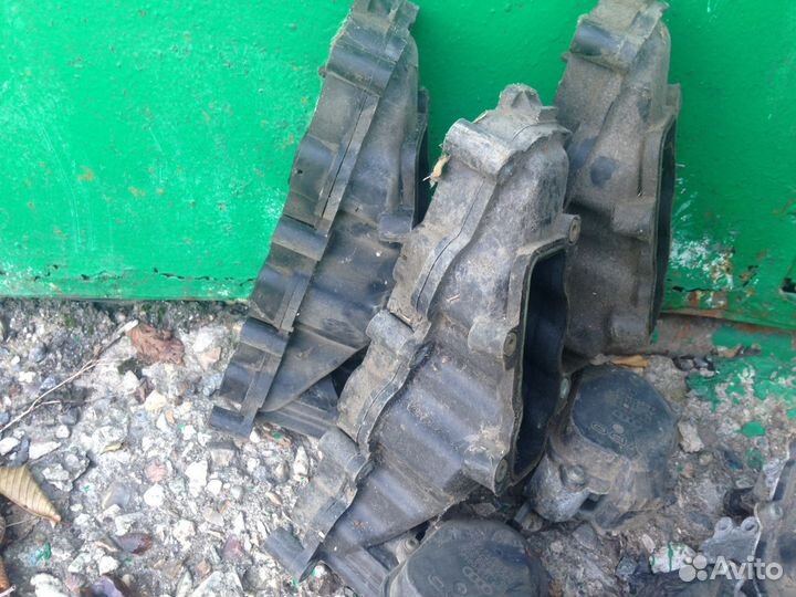 Фольксваген Туарег впускной коллектор