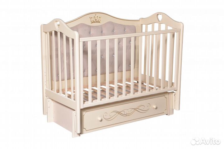 Кровать детская с мягкой спинкой