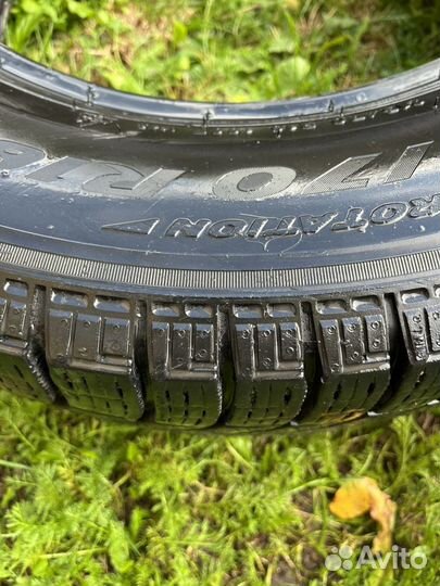 Pirelli Ice Zero FR 215/70 R16 100T