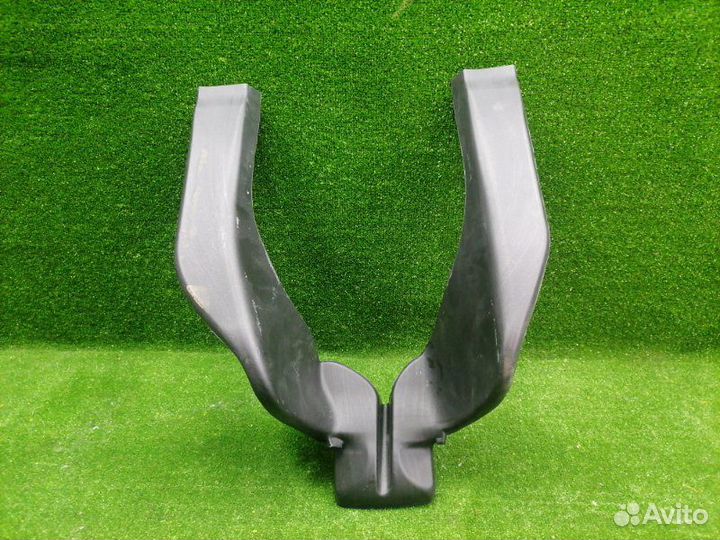 Воздуховод пола задний Skoda Fabia 5J2 BXW 2009