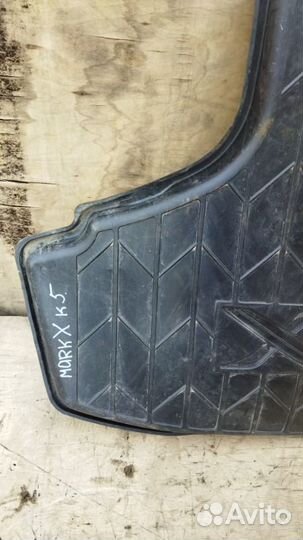Ковер багажника Toyota Mark X GRX120 2004