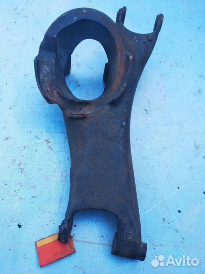 Рычаг задний правый 31304153