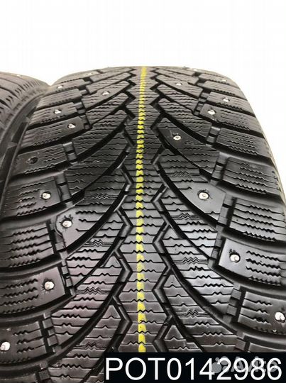 Pirelli Formula Ice 215/55 R16 97T