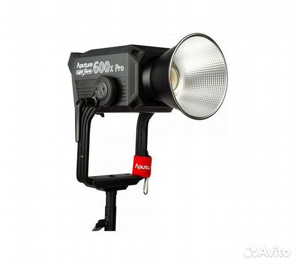 Светодиодный осветитель Aputure Light Storm LS 600