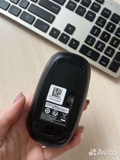 Беспроводная клавиатура и мышь asus