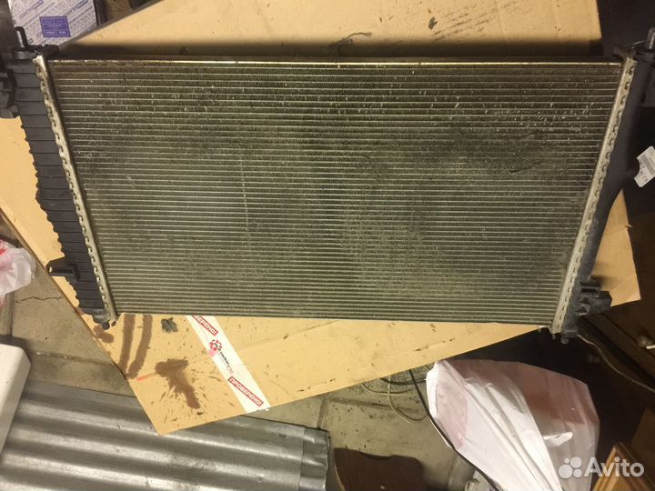 Радиатор охлаждения GM 13241724