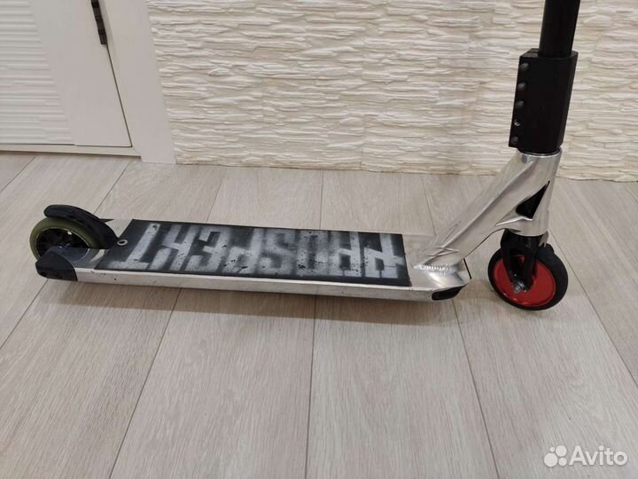 Трюковой самокат