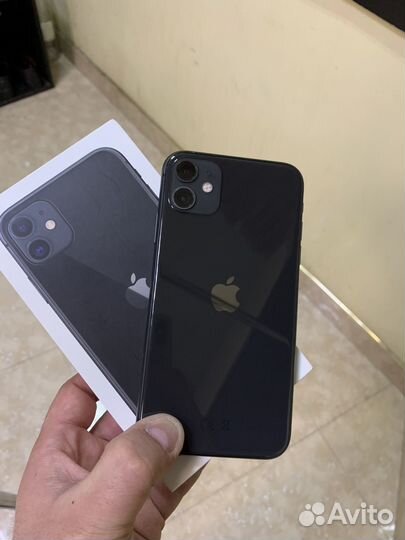 iPhone 11, 64 ГБ