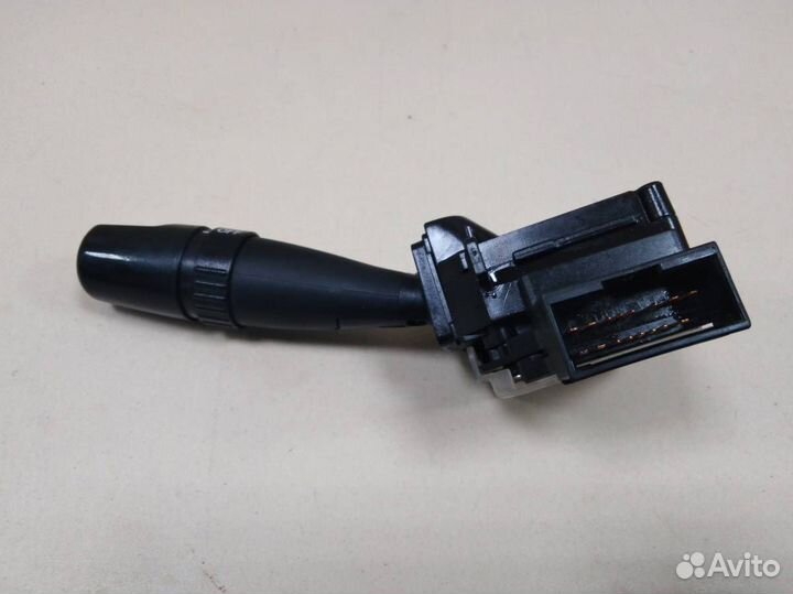 Переключатель поворотов подрулевой Hyundai Accent