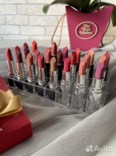 Помада для губ Avon