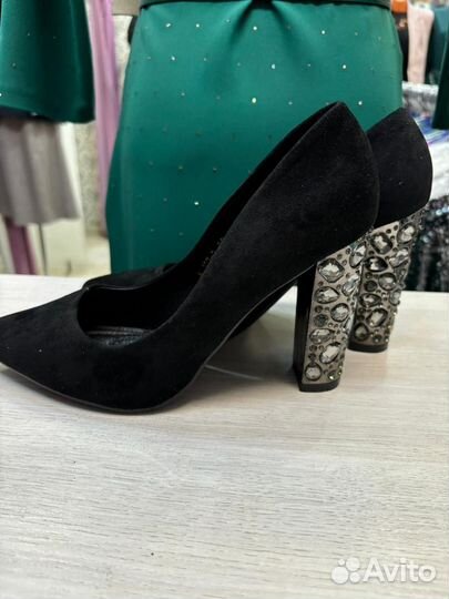 Туфли женские 38,39 размер черные