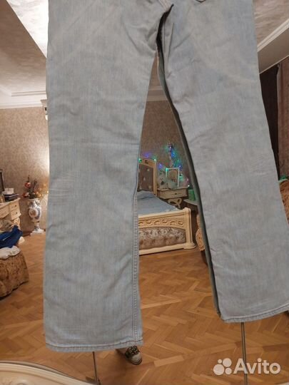 Джинсы клеш женские