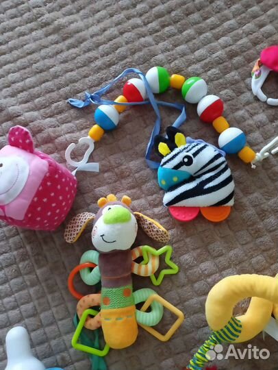 Игрушки подвесные, музыкальные, разные