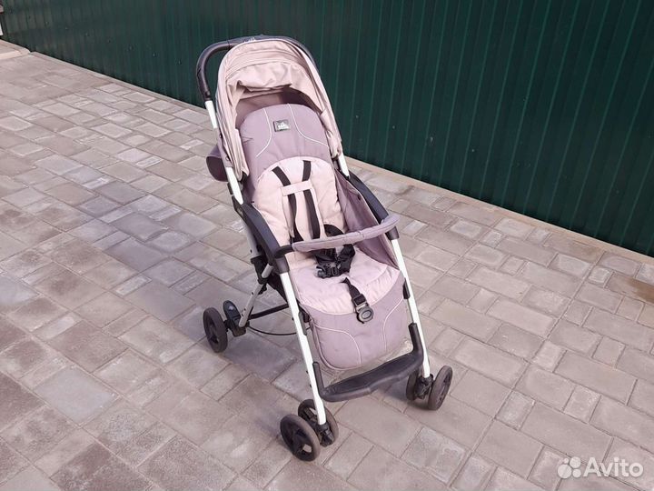 Детская прогулочная коляскя
