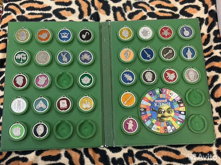 Амулеты с журналов «Шрек»