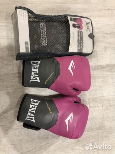 Боксерские перчатки