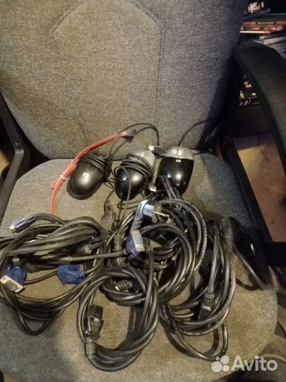 Шнур питания, мышки, кабеля