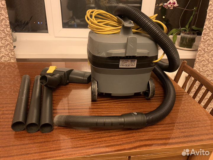 Пылесос Karcher 7/1 Classic