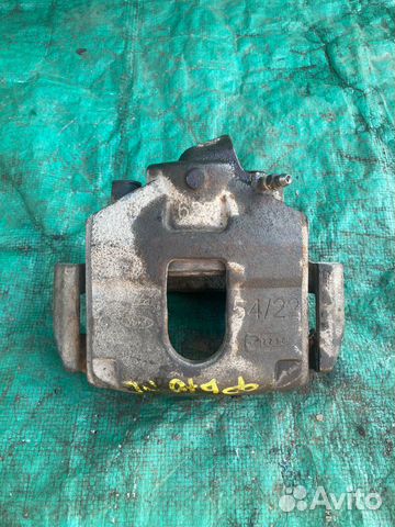 Суппорт передний левый Ford Fusion Форд Фьюжн