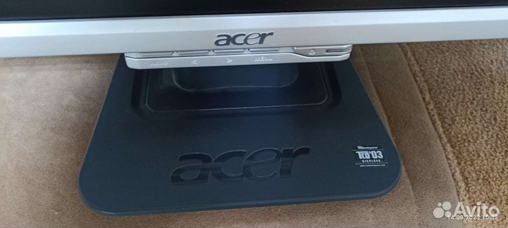 Монитор Аcer и Viewsonic