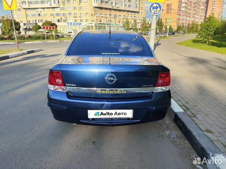 Opel Astra 1.6 МТ, 2010, 253 000 км