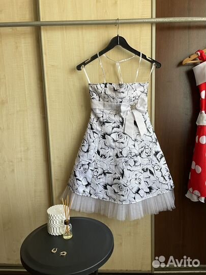 Платье вечернее