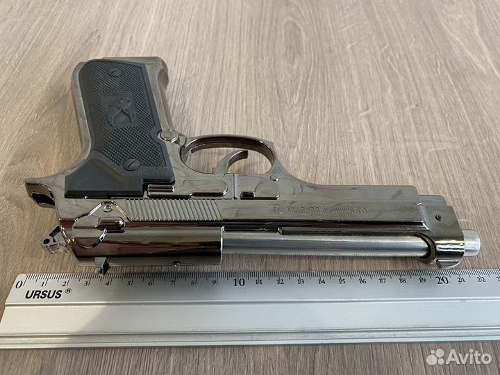 Реалистичная зажигалка пистолет Беретта