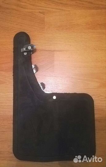 Задние подголовники и брызговик на ваз 2109