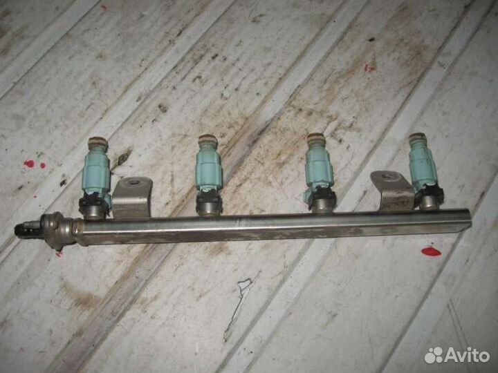 Рейка топливная Hyundai i30 1.6