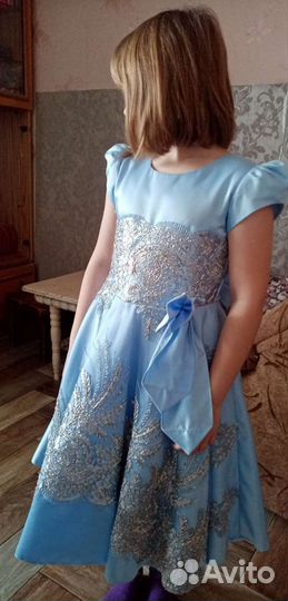 Платье на девочку