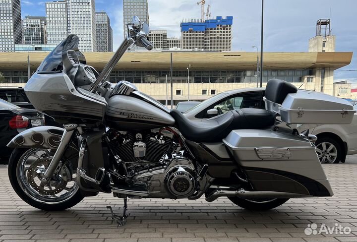 CVO Road Glide (15,478 км)