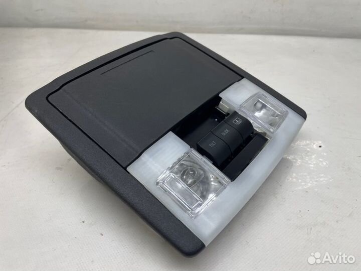 Плафон освещения салона Ford Explorer 5 3.5 2012